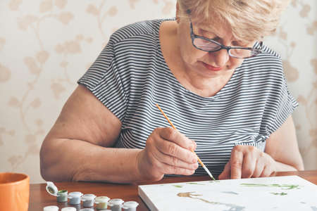 Why Paint By Numbers Is the Perfect Hobby for All Ages